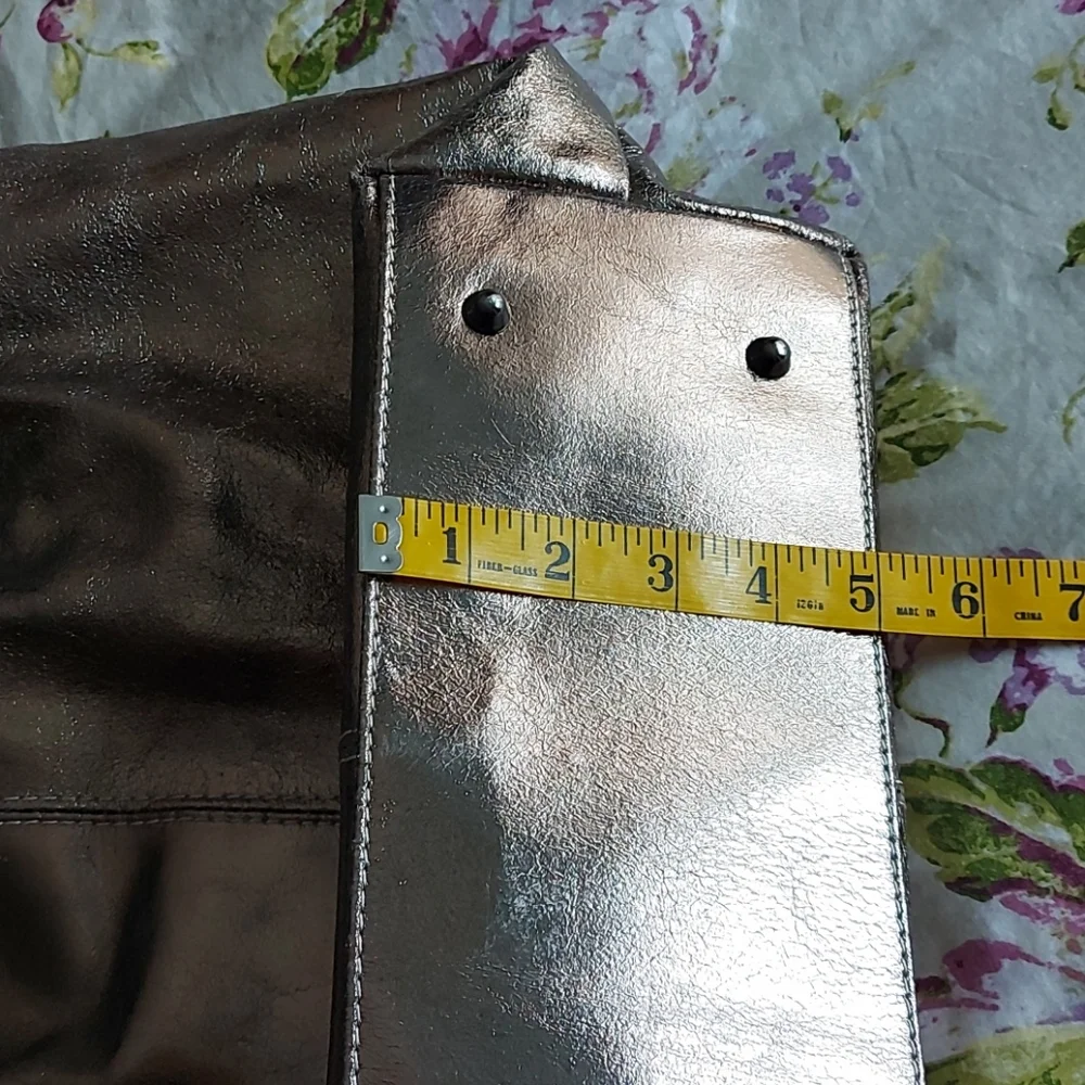 Benvenuti gold Italian leather bag - Picture 10 of 12